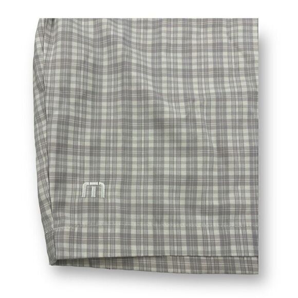 Travis Mathew Golf Plaid Shorts Size 36 - Picture 4 of 6
